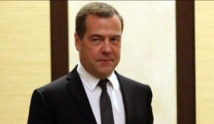 La Russie déploiera ses ogives nucléaires si l’Ukraine obtient des armes atomiques, lance Dmitri Medvedev