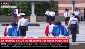 Hommage aux trois jeunes policiers tués: Le Président Emmanuel Macron dénonce "les comportements irresponsables qui tuent" - VIDEO