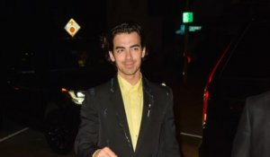 Joe Jonas a pleuré de jalousie quand son frère Nick est devenu juge dans The Voice