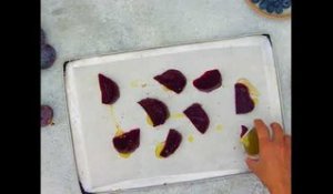 Salade de figues et betteraves rôties au miel, vinaigre de cassis et mûres