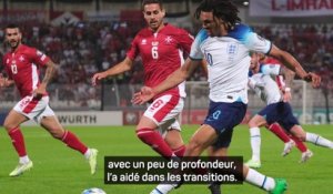 Southgate revient sur le repositionnement d'Alexander-Arnold contre Malte