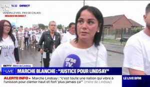 "Il faut que le harcèlement cesse", affirme Betty, mère de Lindsay lors de la marche blanche en l'honneur de sa fille