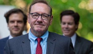 Elton John défend Kevin Spacey dans son procès pour agression sexuelle