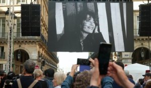 Obsèques de Jane Birkin : les fans rendent hommage à la chanteuse
