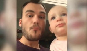 Ce bébé imite son père qui fait du beatbox et c'est adorable