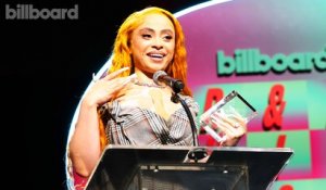 Ice Spice Accepts the Rookie of The Year Award | R&B Hip-Hop Power Players & Live 2023