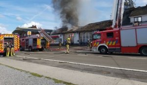 Violent incendie à la station Shell de Petit-Han ce samedi après-midi