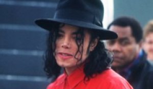 Un chapeau de Michael Jackson mis aux enchères à Paris