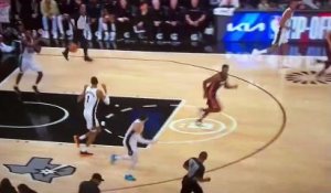 Victor Wembanyama brille avec les San Antonio Spurs pour son deuxième match de préparation en NBA (vidéo 2)