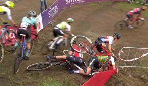 Cyclo-cross - Coupe du monde : Le replay de la course dames de Maasmechelen
