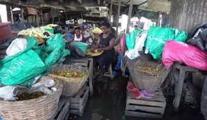 Les autorités chargées de reconstruire le marché d’Abobo invitent les commerçants à la discipline