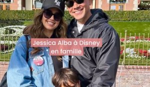 Jessica Alba et sa famille : journée en famille à Disneyland