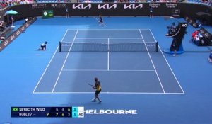 Seyboth Wild en mode mini-tennis contre Rublev : ses incroyables réflexes au filet en vidéo