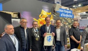 Cyclisme - Salon de l'Agriculture 2024 - Christian Prudhomme, le patron du Tour de France honoré par l'Ardèche
