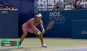 Washington - Raducanu débute bien