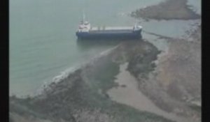 Un cargo s'échoue sur une plage du Pas-de-Calais