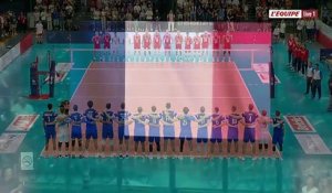 L'hymne de la France au Palais des Victoires de Cannes - Volley - Amical - Bleus