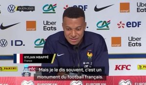 France - Mbappé rend hommage à Deschamps et veut lui offrir la Coupe du monde