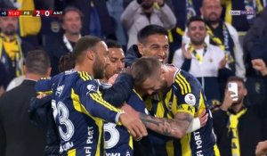 Süper Lig : Fenerbahçe retrouve la victoire contre Antalyaspor