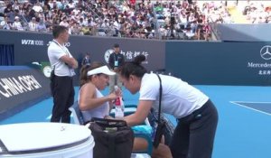 Pékin - Osorio abandonne, Swiatek se qualifie sans forcer