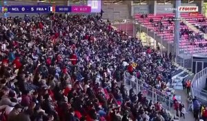 Gabin Bernardeau marque le cinquième but des Bleuets face à la Nouvelle-Calédonie sur un superbe coup franc - Foot - Coupe du monde U20