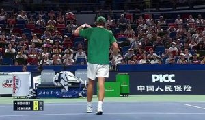 Medvedev rejoint Rinderknech en demi-finales - Tennis - Shanghaï