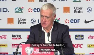 France - Deschamps : "Mbappé a des jambes de feu dès qu'il touche le ballon"