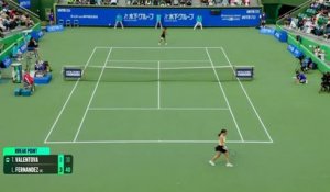Osaka - Fernandez remporte le titre face à Valentova