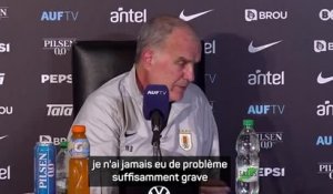 Uruguay - Bielsa sur les attaques de Luis Suarez : "Quand on se dispute à la maison, on n’ouvre pas les fenêtres pour être vu des voisins”