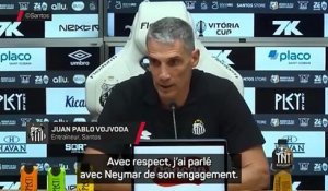 Vojvoda félicite Neymar - Foot - Brasileirão