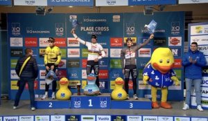Cyclo-cross - X²O Badkamers Trofee Hofstade 2025 - Mathieu van der Poel, Wout Van Aert et Niels Vandeputte après la course à Hofstade