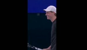 One Point Slam - Sinner sorti par un amateur, Alcaraz s'incline contre Sakkari !