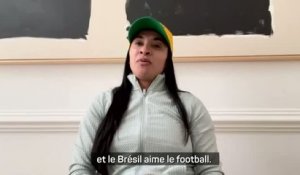 CdM 2027 - Marta et Ronaldo dévoilent le logo de l'édition 2027 au Brésil