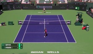 Swiatek lance son tournoi avec autorité - Tennis