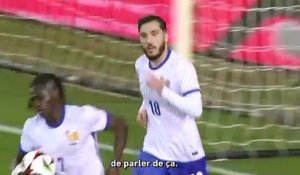 Rayan Cherki sur sa relation avec le ballon : « Je ne peux pas lui faire de mal »  - Foot - Entretien