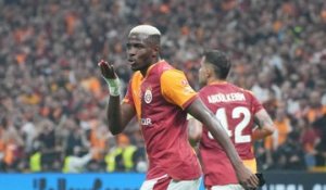 Süper Lig : Osimhen et Galatasaray écrasent Basaksehir