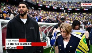 La star des Boston Celtics Jayson Tatum a salué Kylian Mbappé et Casemiro avant France - Brésil - Foot - Amical
