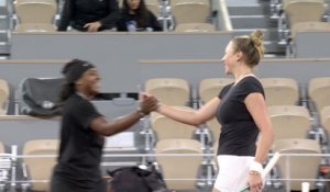 Roland-Garros 2026 - Amanda Anisimova et Halley Baptiste à l'entrainement à Roland-Garros lundi 18 mai