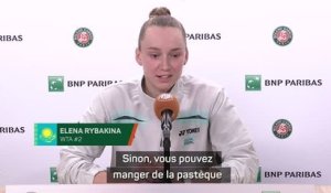 Roland-Garros - Rybakina : "Toujours mieux de ne pas rester trop longtemps sous cette chaleur"
