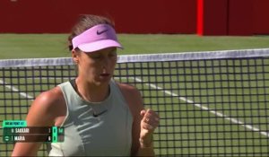 Queen's - Vexée, Maria offre un récital face à Sakkari