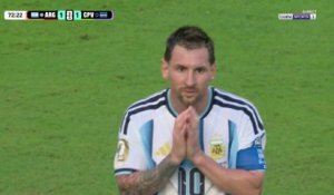 Coupe du Monde 2026 : Vozinha encore héroïque sur un coup franc de Messi face à l'Argentine !