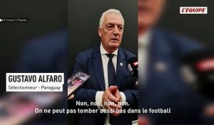 Gustavo Alfaro, le sélectionneur du Paraguay nie toute insulte visant la mère de Didier Deschamps : « Nous ne tombons pas dans ce genre de bassesse » - Foot - Coupe du monde 2026