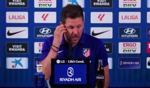 Atlético de Madrid - Simeone : ''Je comprends que toutes vos questions seront sur Julián''