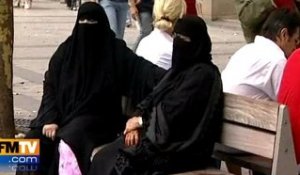 Interdiction de la burqa : une loi applicable ?