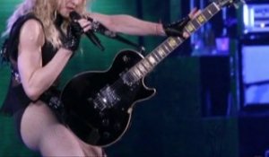 SNTV - Madonna chez David Letterman