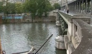 Seine : il sauve 2 enfants et leur mère des eaux