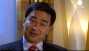 Abhisit Vejjajiva - Premier Ministre de la Thaïlande :...