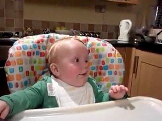 Bebe Trop Drole Rigole Exactement Comme Son Pere Lol Baby Sur Orange Videos