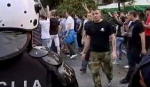 Manifestations de colère des partisans de Mladic