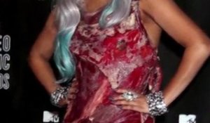 La robe en viande de Lady Gaga exposée